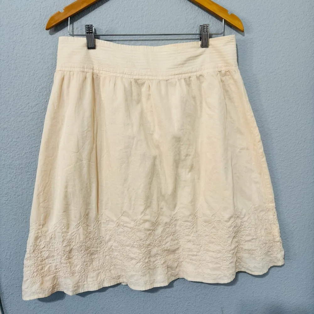 Merona Women Vintage Cream Embroidered‎ A-Line Smocked Skirt Size 6 100% Cotton - Image 4