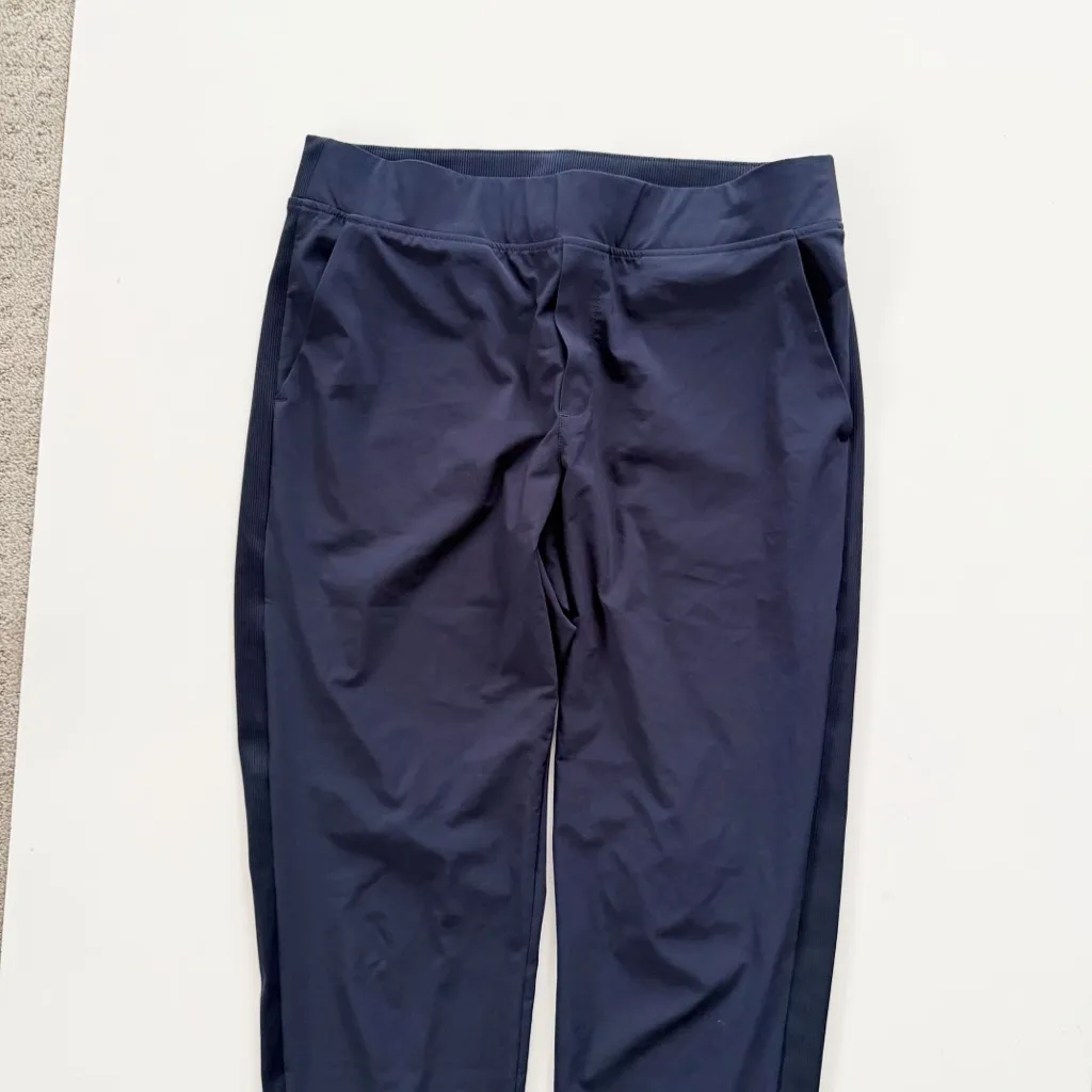 Athleta Brooklyn Ankle Pant Navy size 10 - Image 5