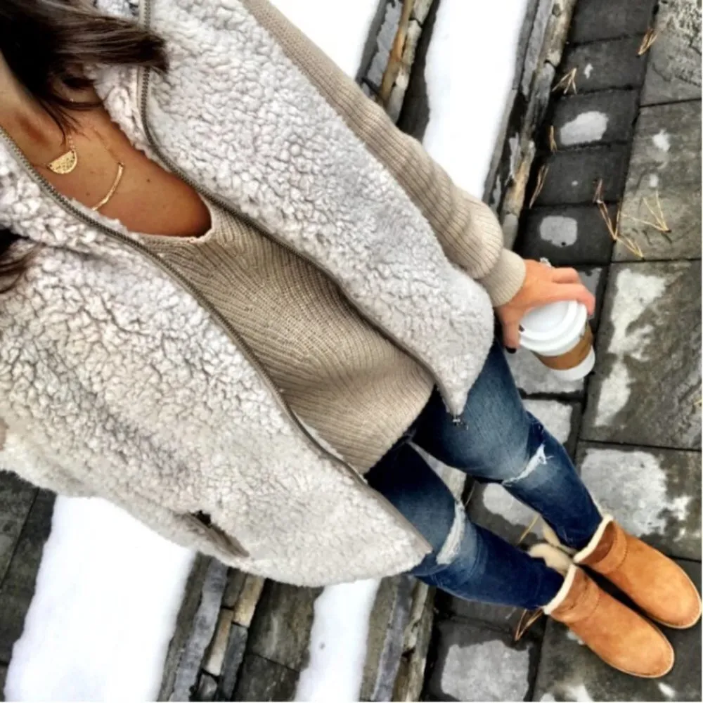 💕THREAD & SUPPLY💕 Arctic Fleece Vest ~ Ivory White Size XS - Image 5