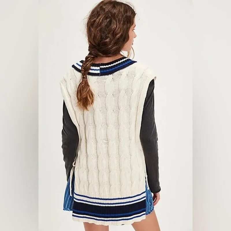 FREE PEOPLE NWOT Navy Blue Cream Coastal Preppy Poncho Cable Knit Sweater OS - Image 2