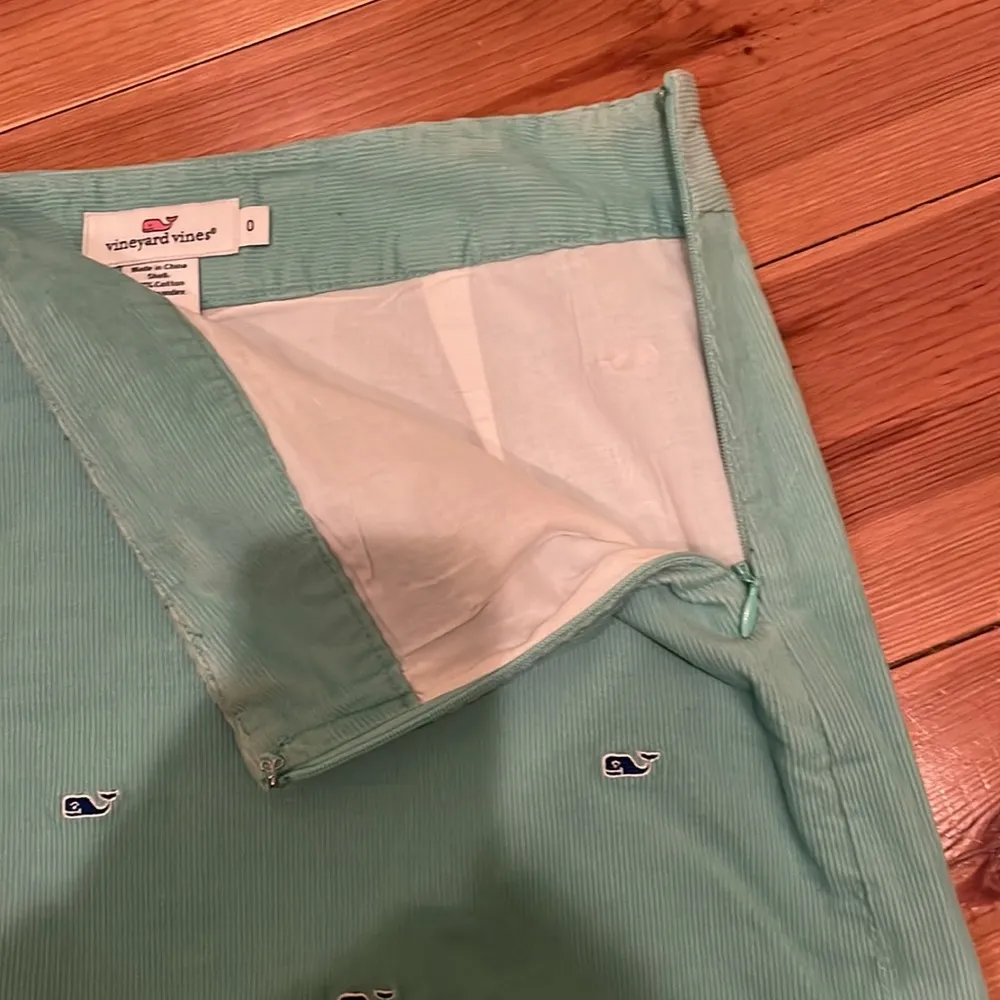 Vineyard Vines corduroy light blue aqua whale skirt - Image 5