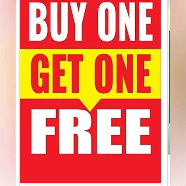 🇺🇸 BOGO Unique black and white top Size L - Image 2