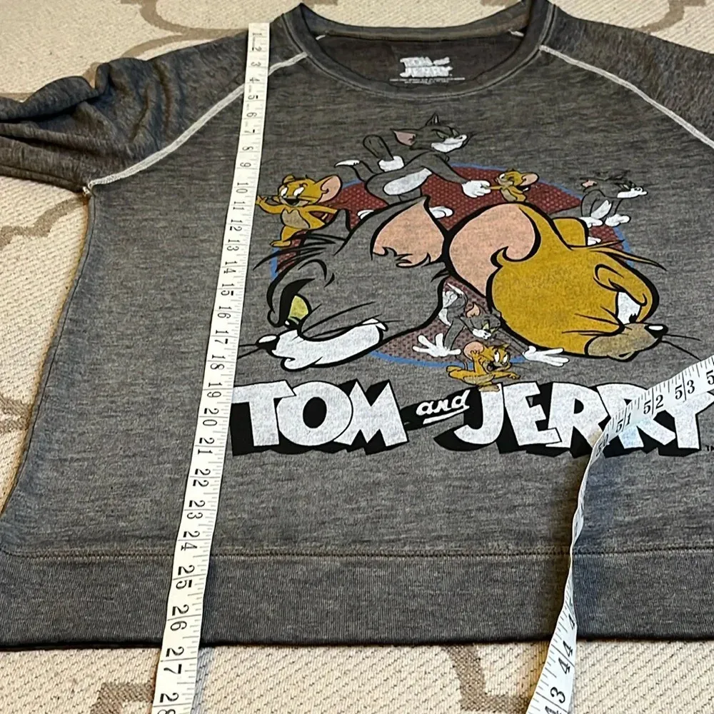 Tom & Jerry novelty print character retro cartoon sweatshirt Gray Size undefined - Image 2