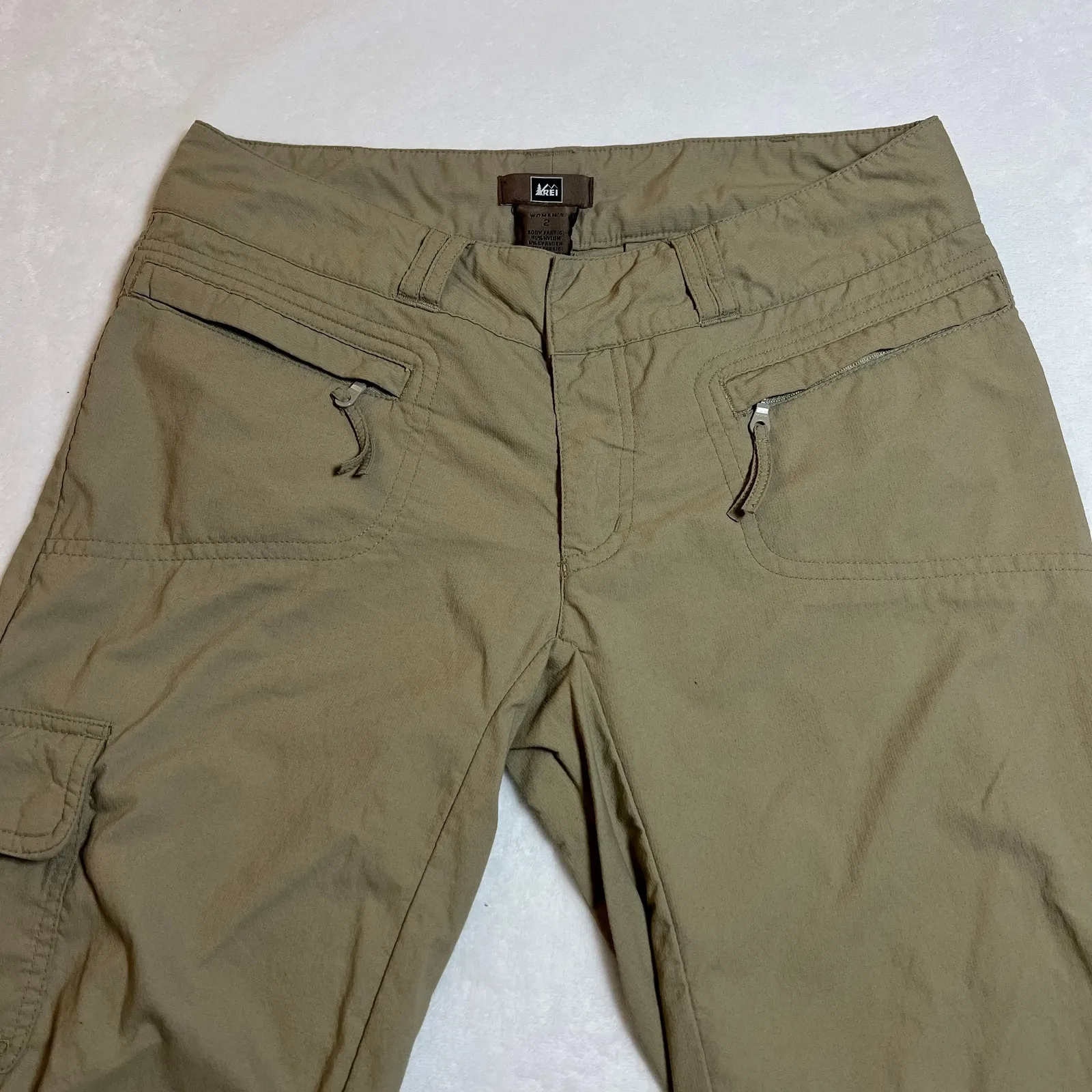 REI Women's Bootcut Nylon Blend Convertible Cargo Pants Size 2 Gorpcore Hiking Tan - Image 4