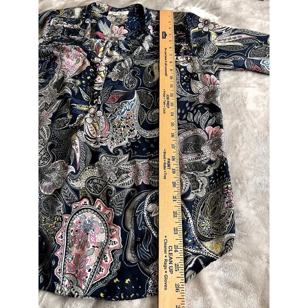 Black Rainn womens size large top paisley print roll tab sleeves  v-neck - Image 6