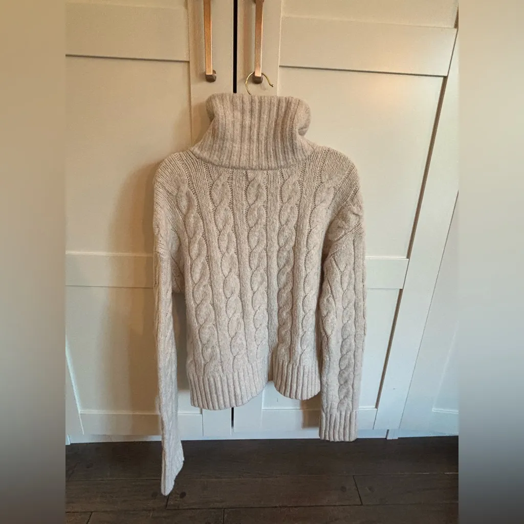 Hollister Y2K Cable Knit Cardigan Jacket Full Zip in Oatmeal Beige Size Medium - Image 5