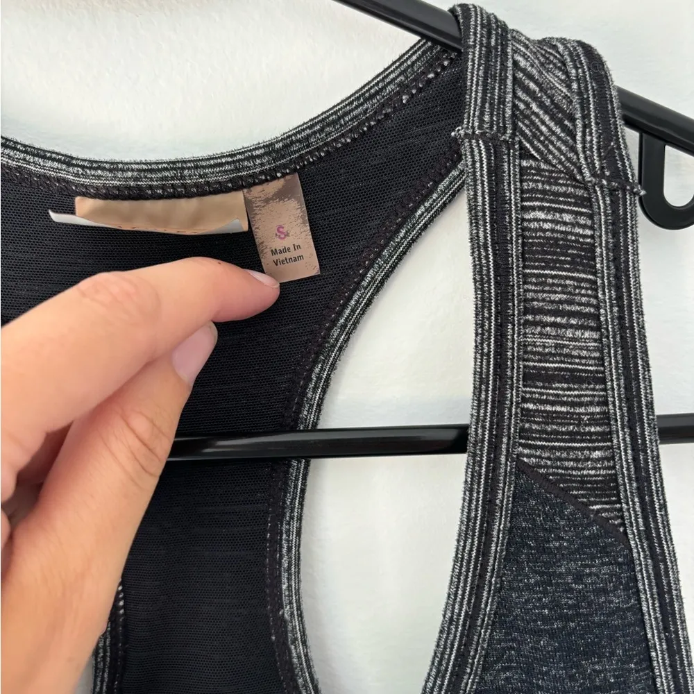 Athleta Double Lined Built In Bra Athletic Tank Top Racer Back Active Workout - Image 3