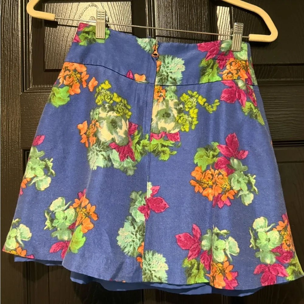 Anthropology Maeve Floral Blue Skirt with Zipper Accents size 0 - Image 2