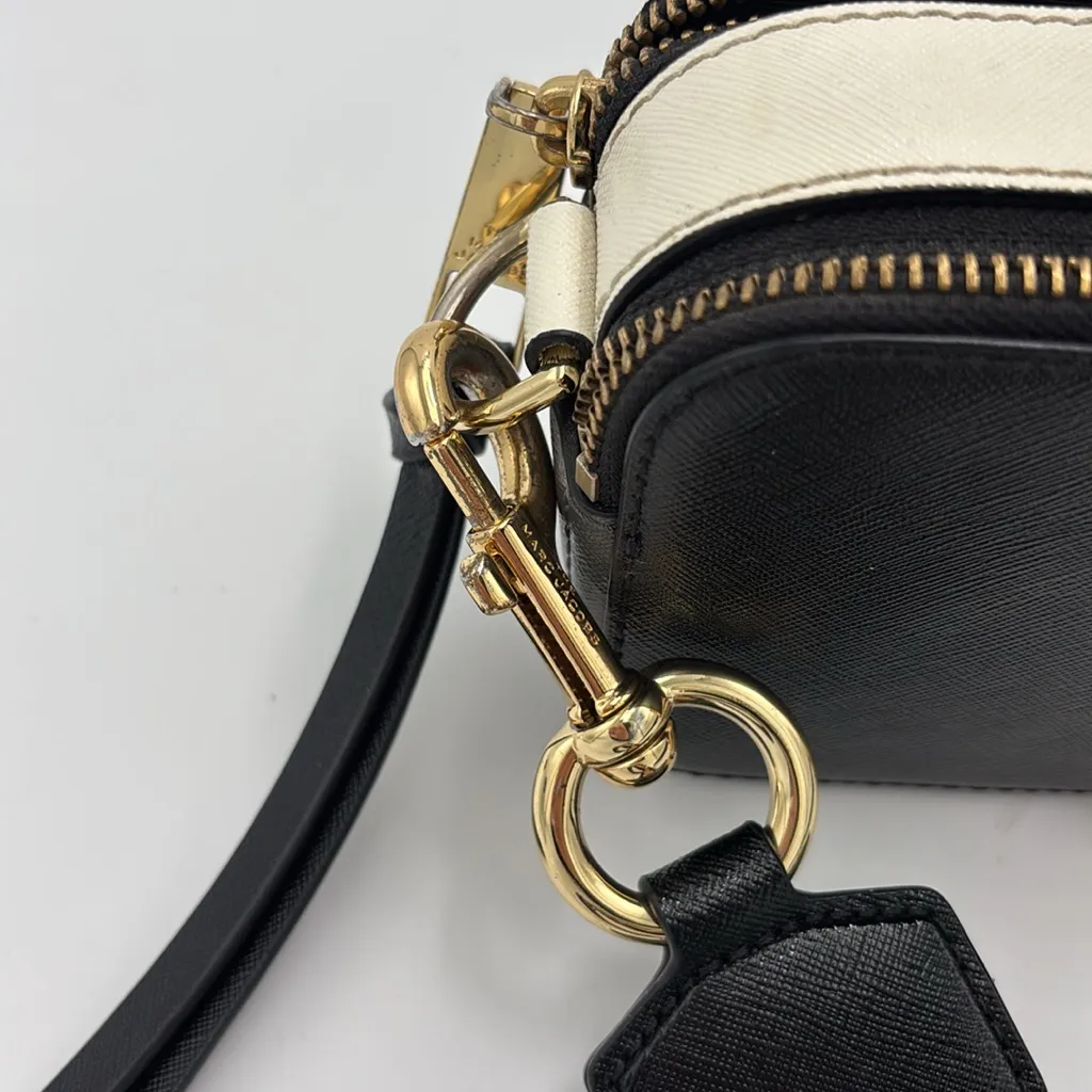 Marc Jacobs The Snapshot Black Crossbody Bag - Image 6