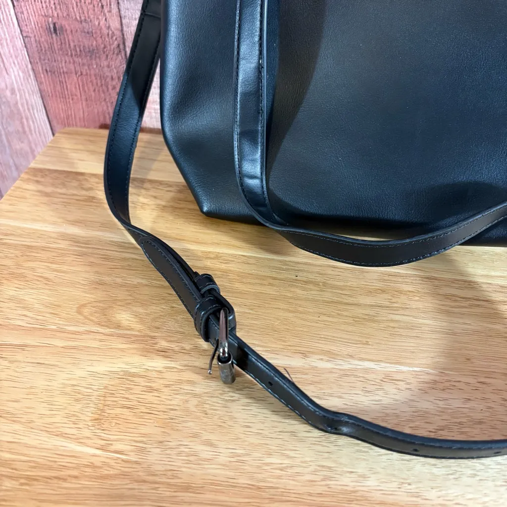 Steve Madden Black Crossbody‎ Purse - Image 4