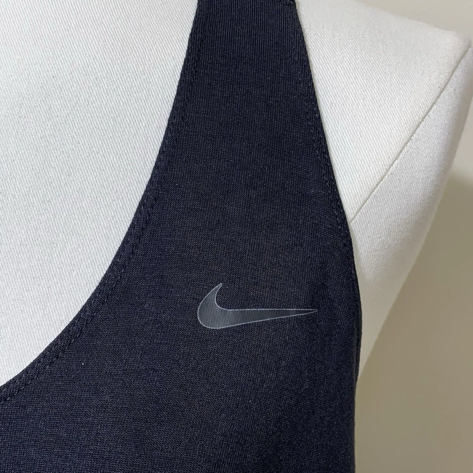 Nike Dri-FIT Women’s Loose Fit Black Tank Top Size Large Modal Blend - Image 3