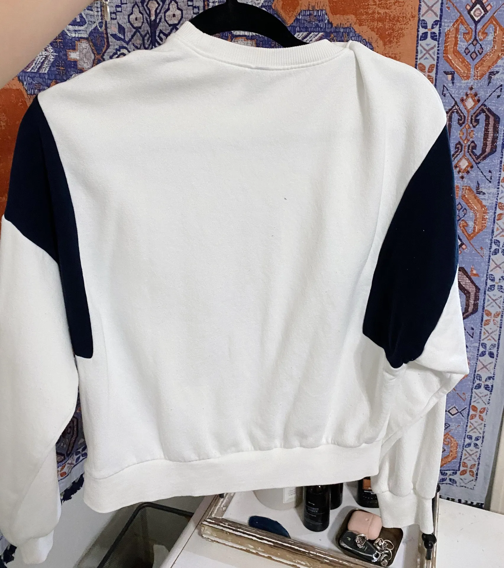 H&M Crew Neck Long Sleeve - Image 2