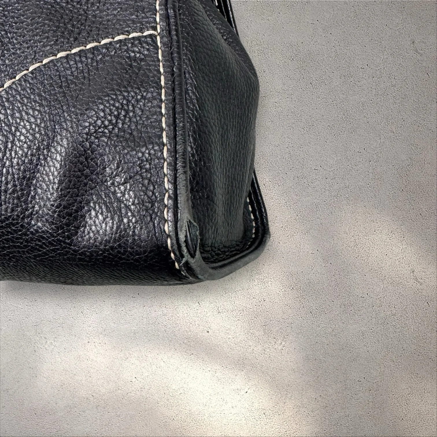 Tod's Dual Handle Black Pebbled Leather Shoulder Bag Tote Handbag Baguette - Image 8