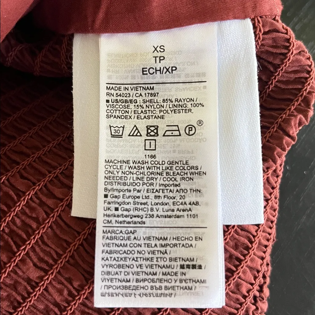 GAP Chocolate Sweetheart Neckline smocked Puffy Sleeve Fitted Blouse - Image 3