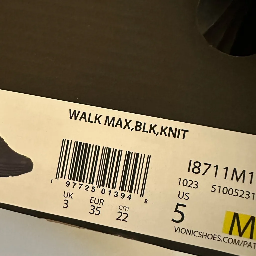 Vionic NIB  Walk Max in Black - Image 9
