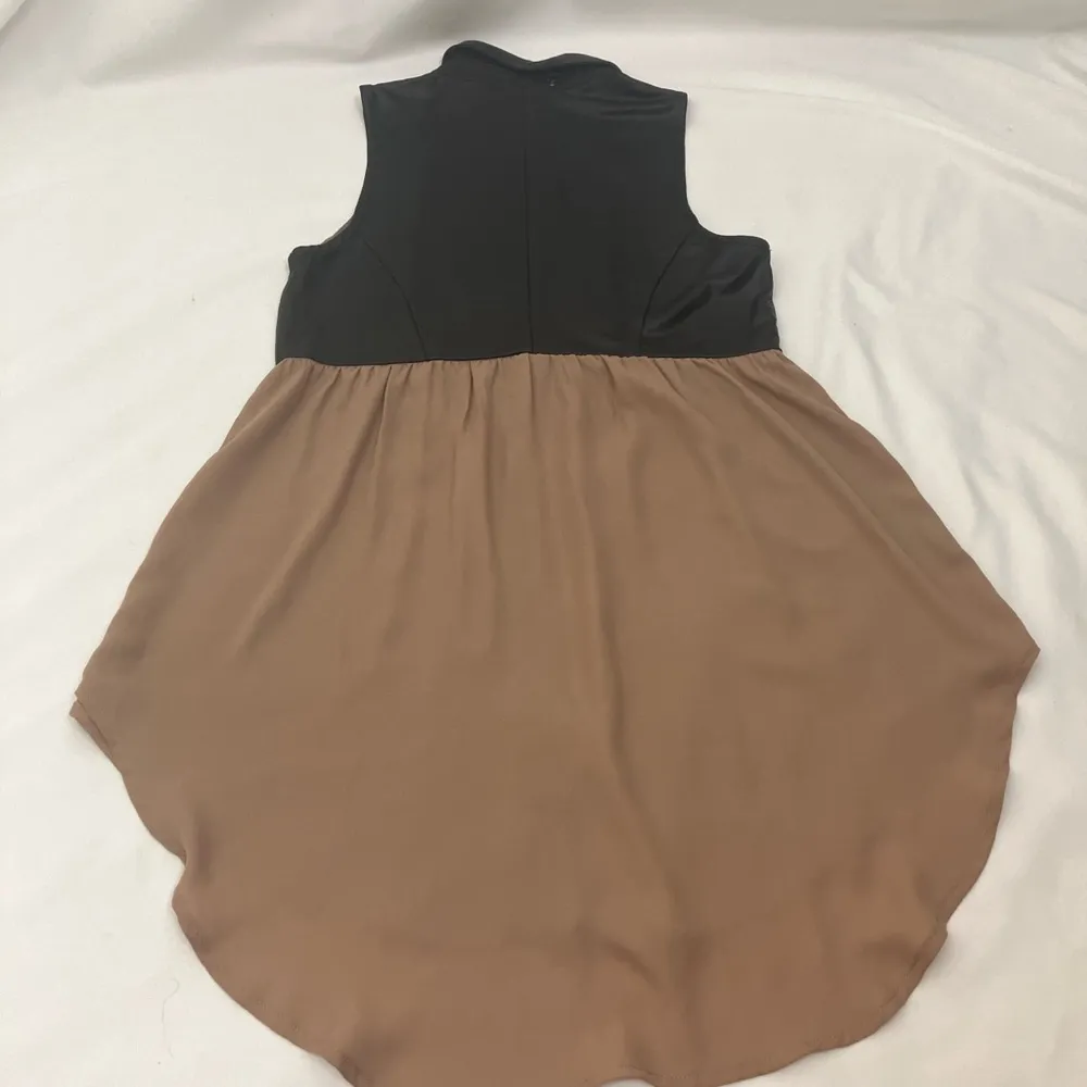 Soulmates black faux leather and coco brown sheer button up sleeveless blouse - Image 7