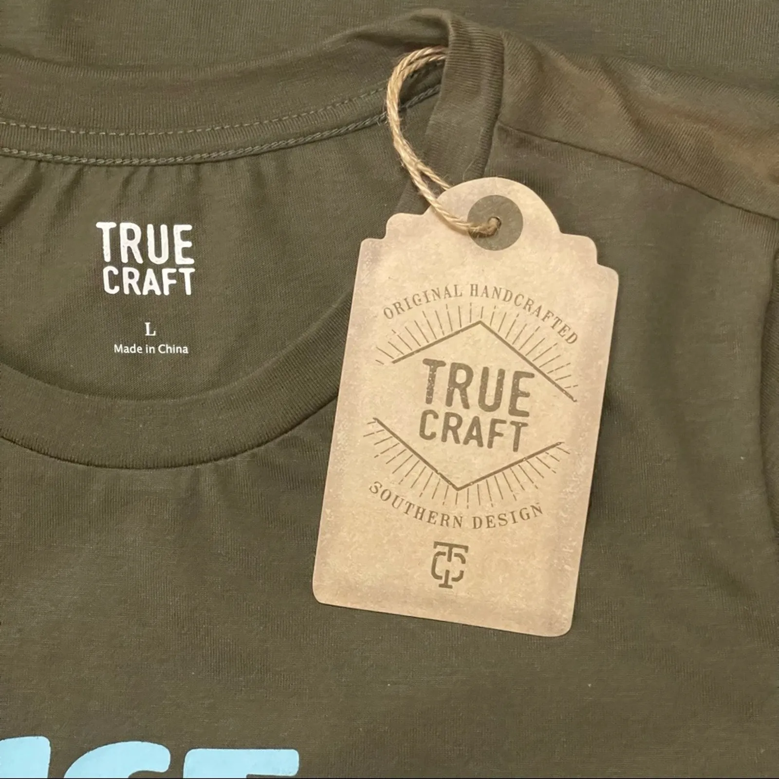 True Craft Vote Graphic T-Shirt Green Crew Neck Short Sleeve NWT Size L - Image 3