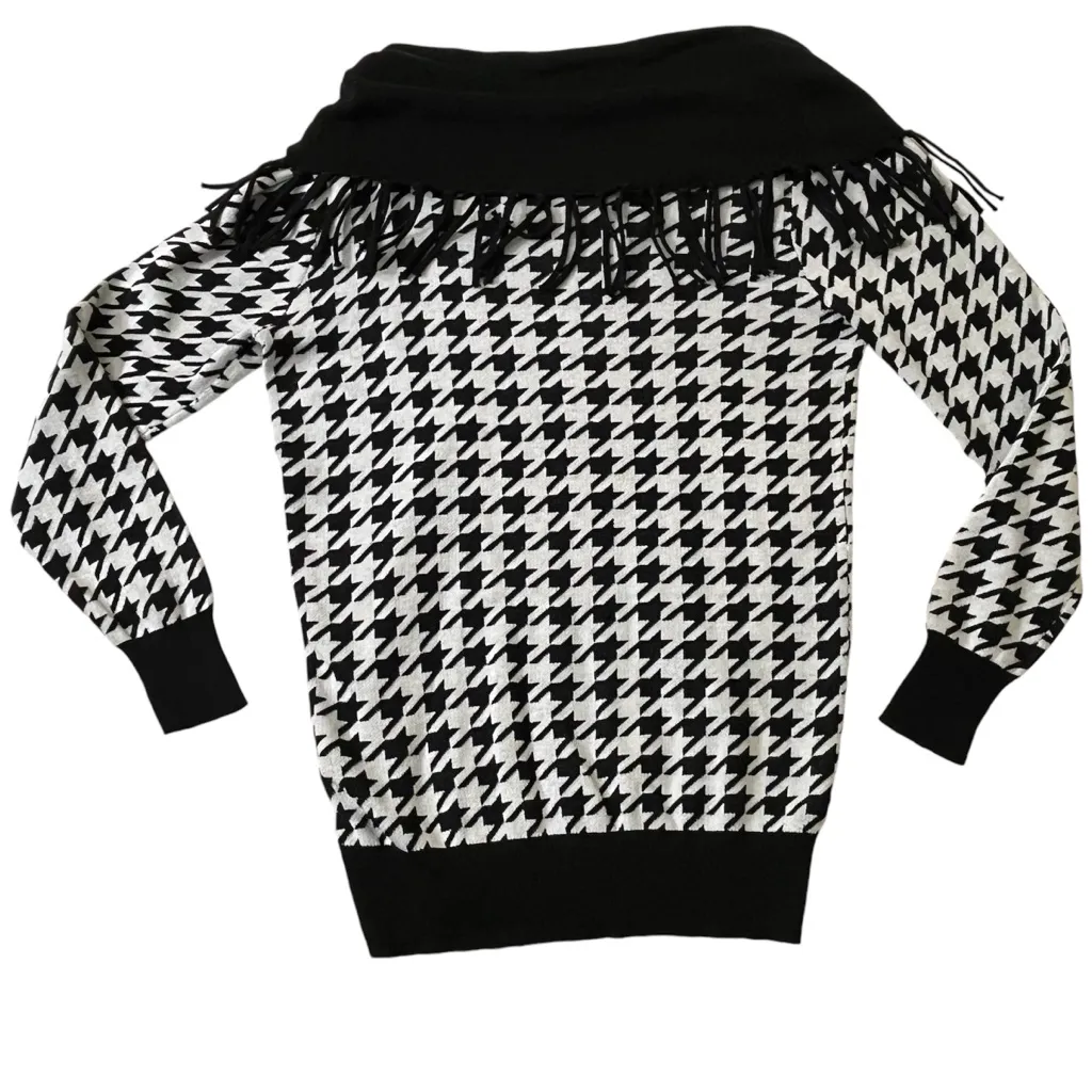Peter Nygard Black/White Cowl Neck With Fringe Sweater Size Medium - Image 2