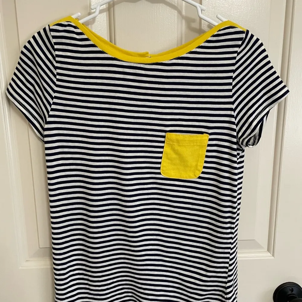 Tommy Girl Juniors Navy & White Blouse w Yellow Pocket Buttons Along Back SZ M. - Image 10