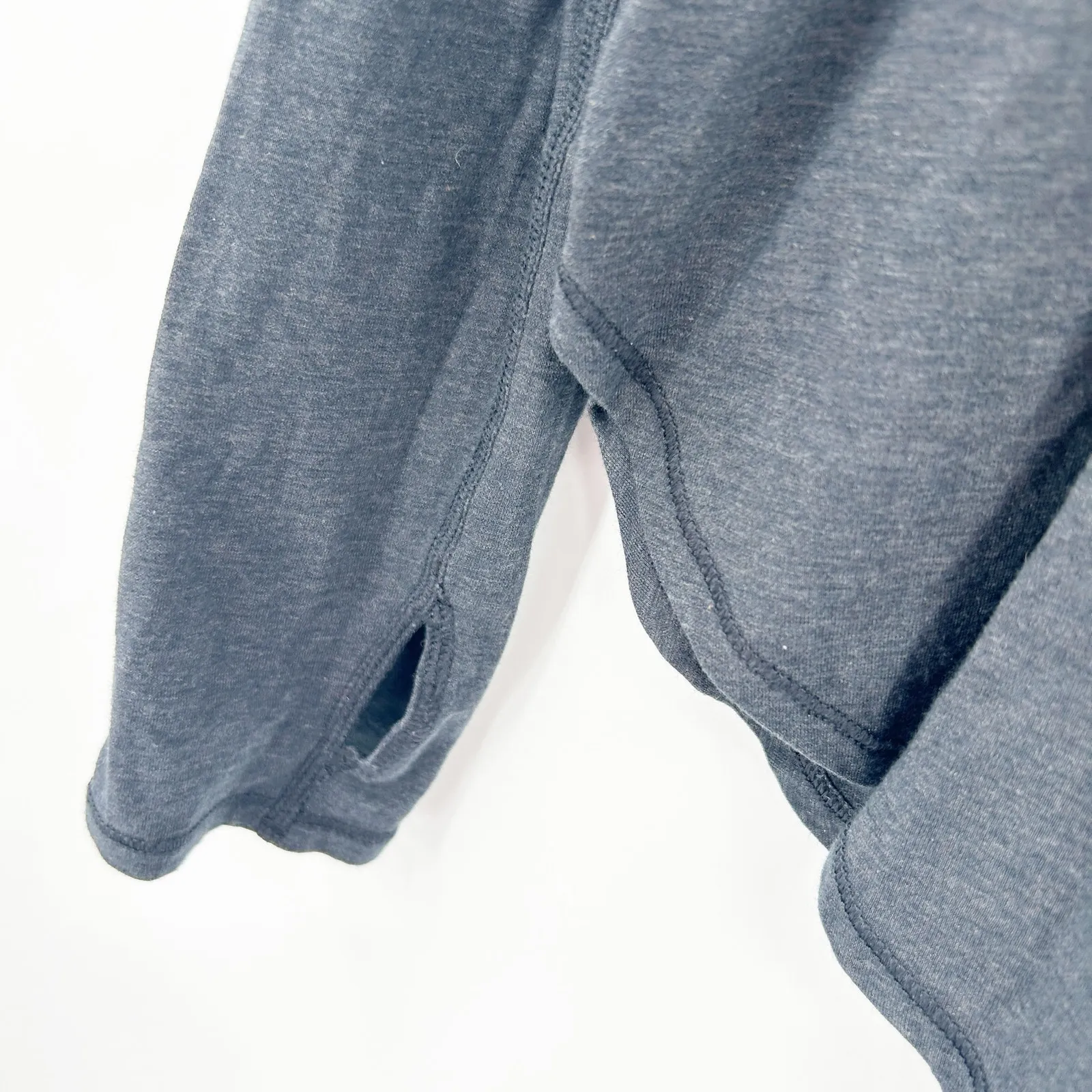 Lululemon Womens Anahatasana Pima Cotton Thumbhole Athleisure Long Sleeve Tee‎ - Image 2