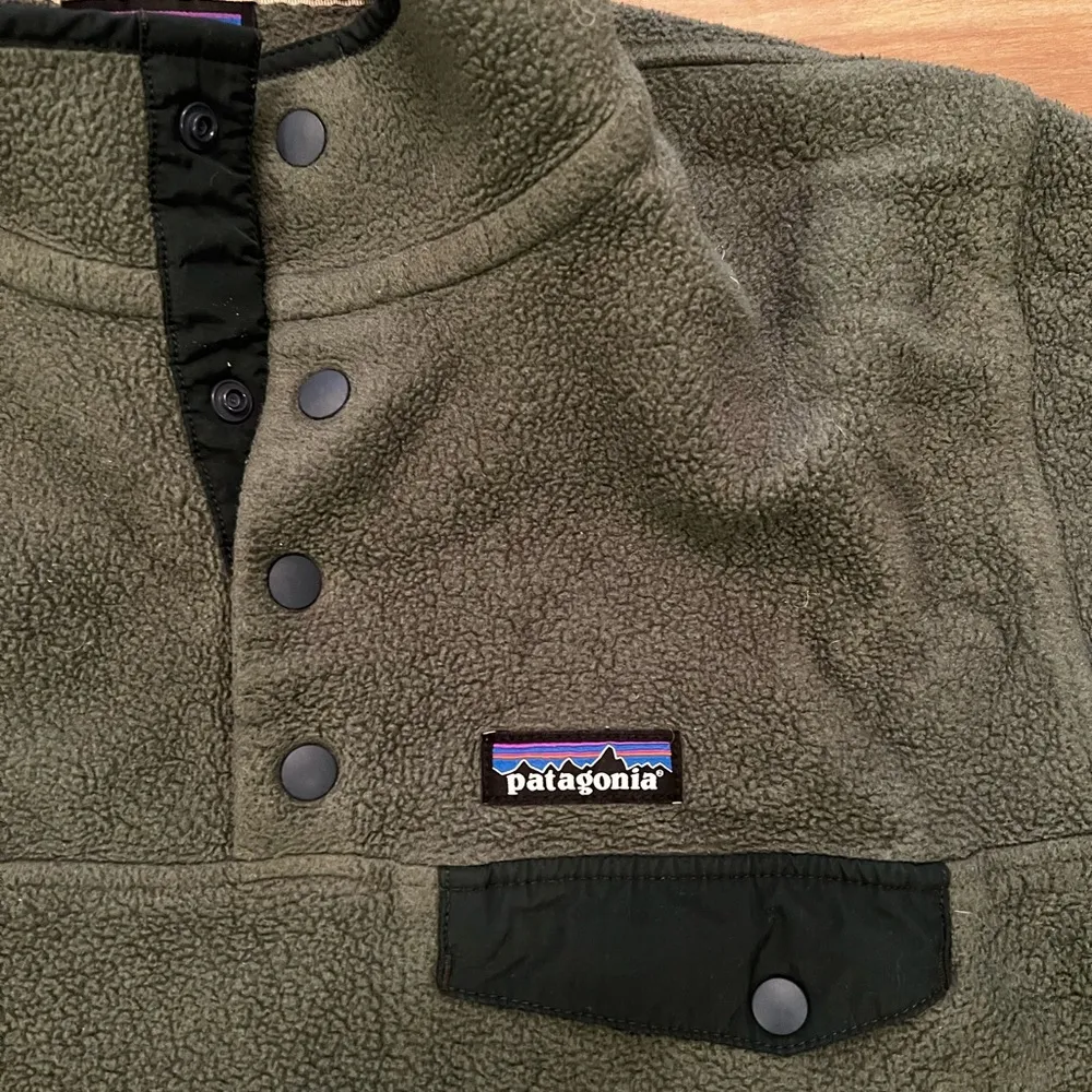Patagonia Synchilla gently used - Image 2