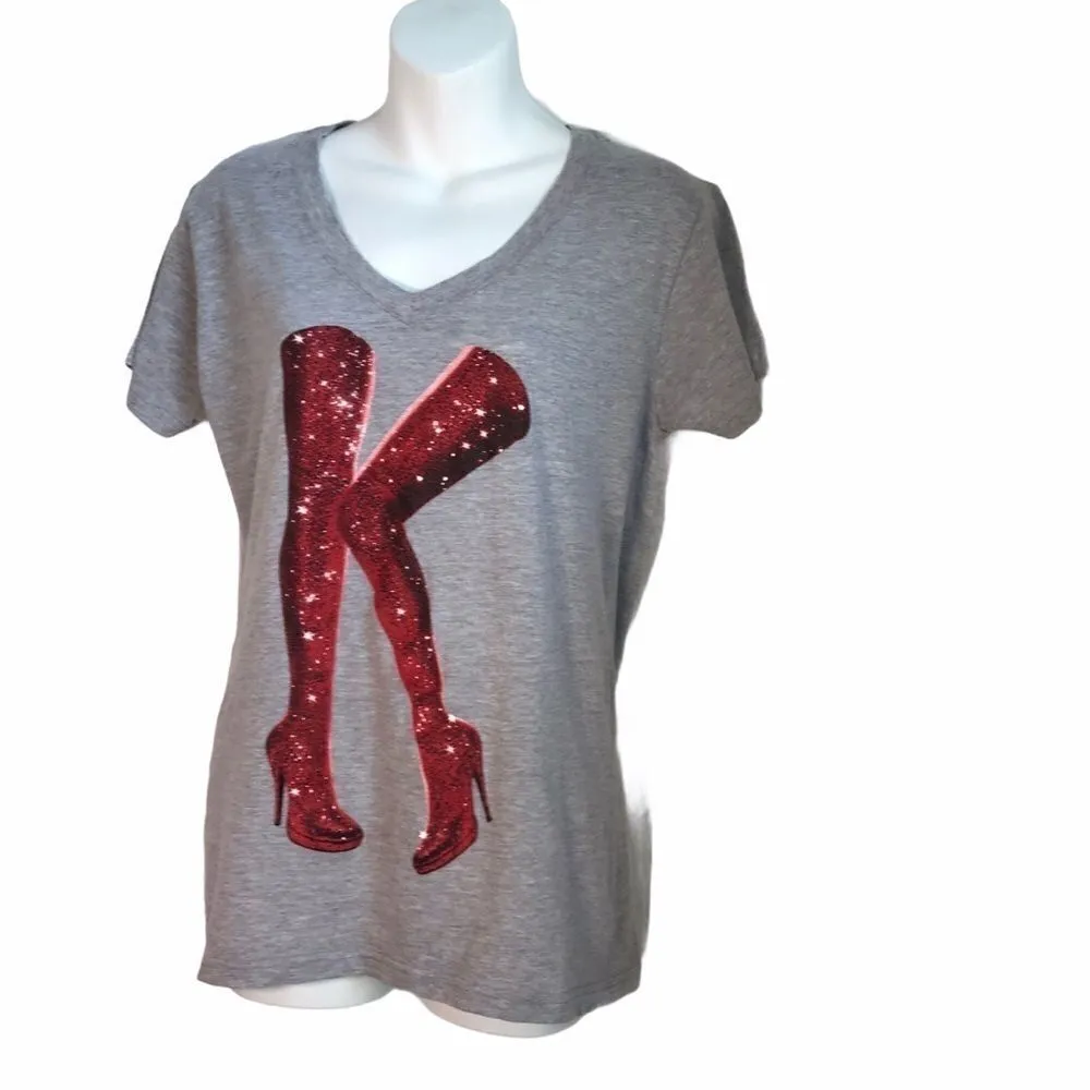 Kinky Boots Graphic Short Sleeve Top Gray Red Size M - Image 4