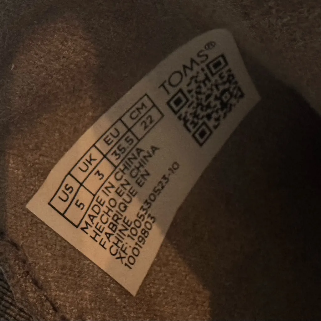 NWT TOMS Fenix Platform Chelsea Vetiver Suede Sneaker Vetiver Grey Suede Sz 5 - Image 10