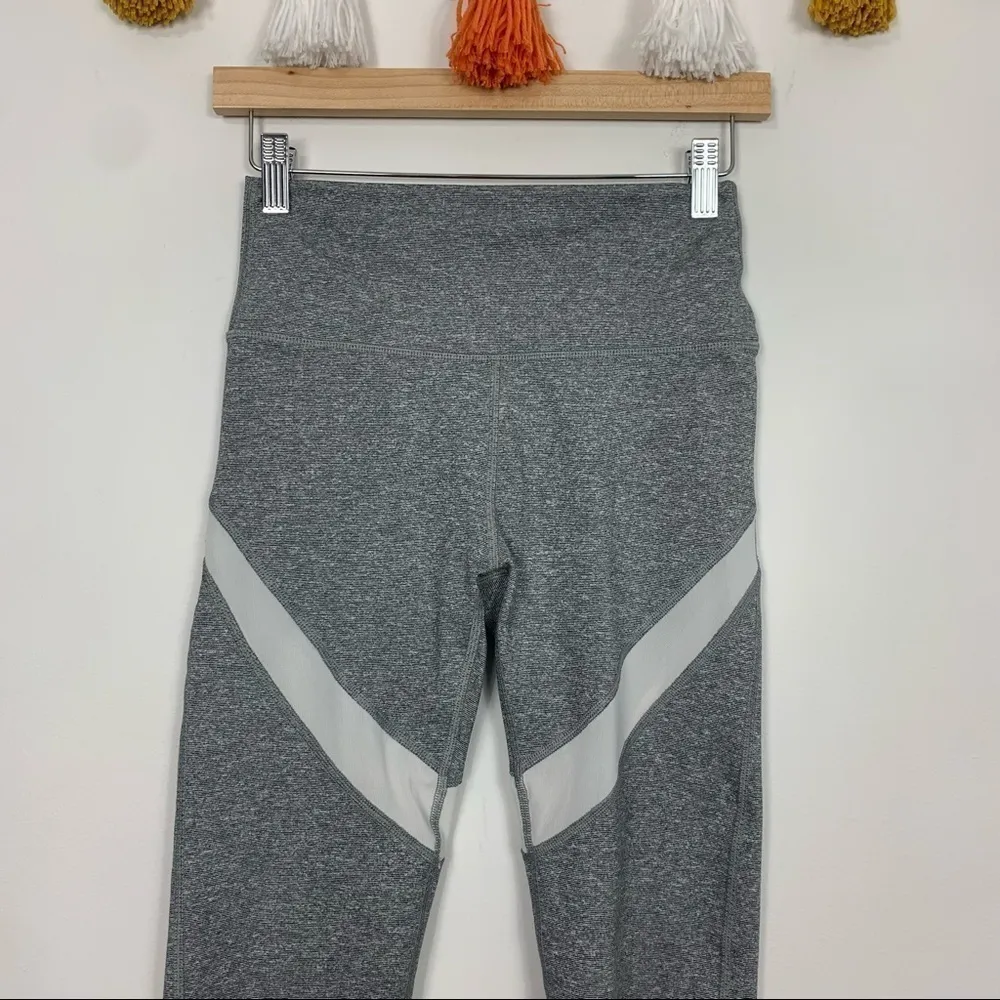 Aerie High Rise Gray White Mesh Insert 7/8 Leggings Size Small - Image 3