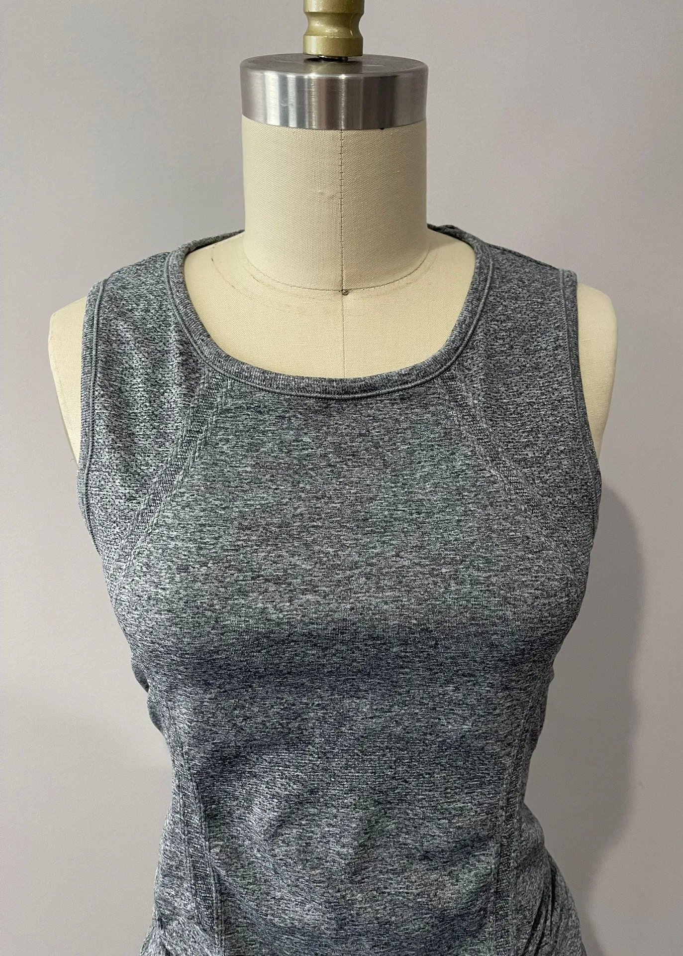 Fast Track Ruched Tank Top - Small - Image 5