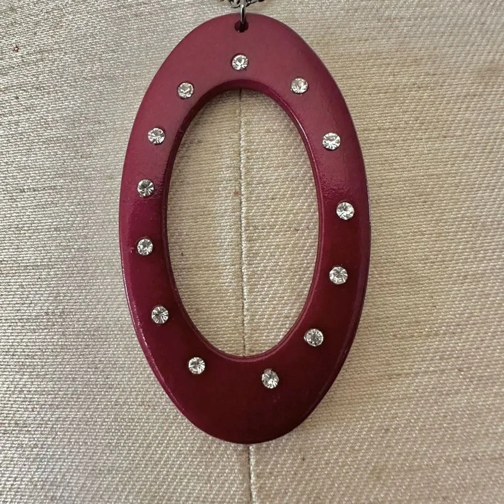 Burgundy oval rhinestone pendant necklace - Image 4