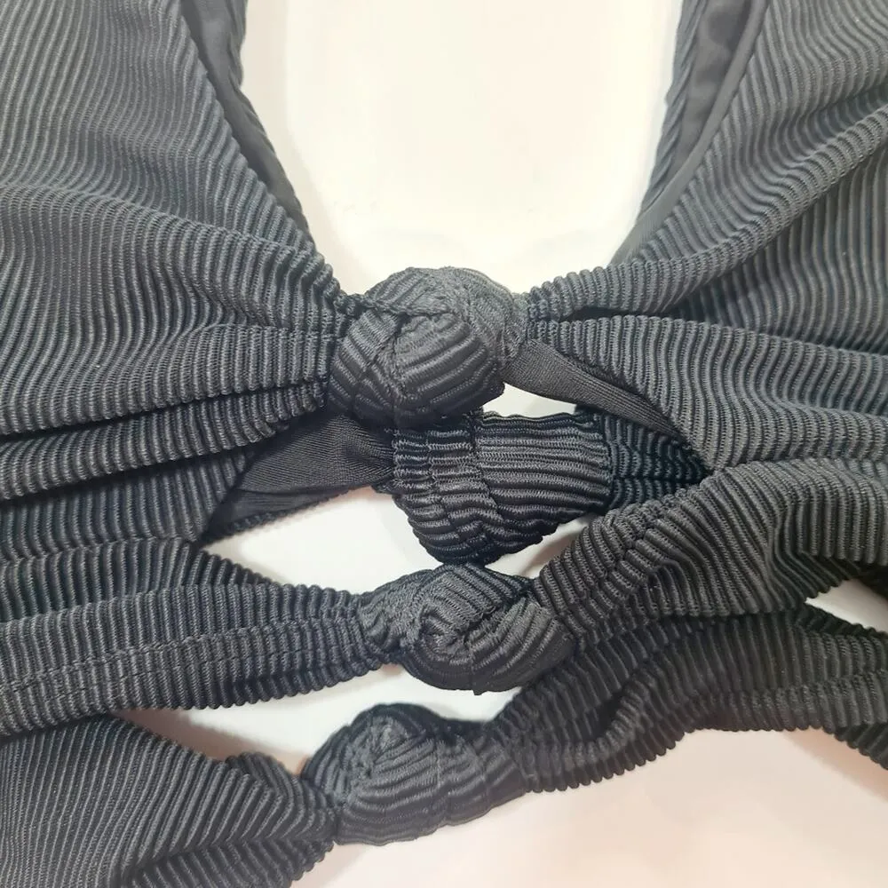 Lovers and Friends Sabella Top in Black Small - Image 4