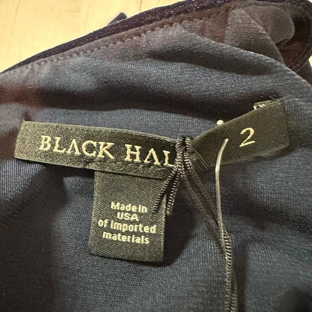 BLACK HALO Kareem Velvet Bodycon Midi Dress Size US 2 Deep Wave - Image 4