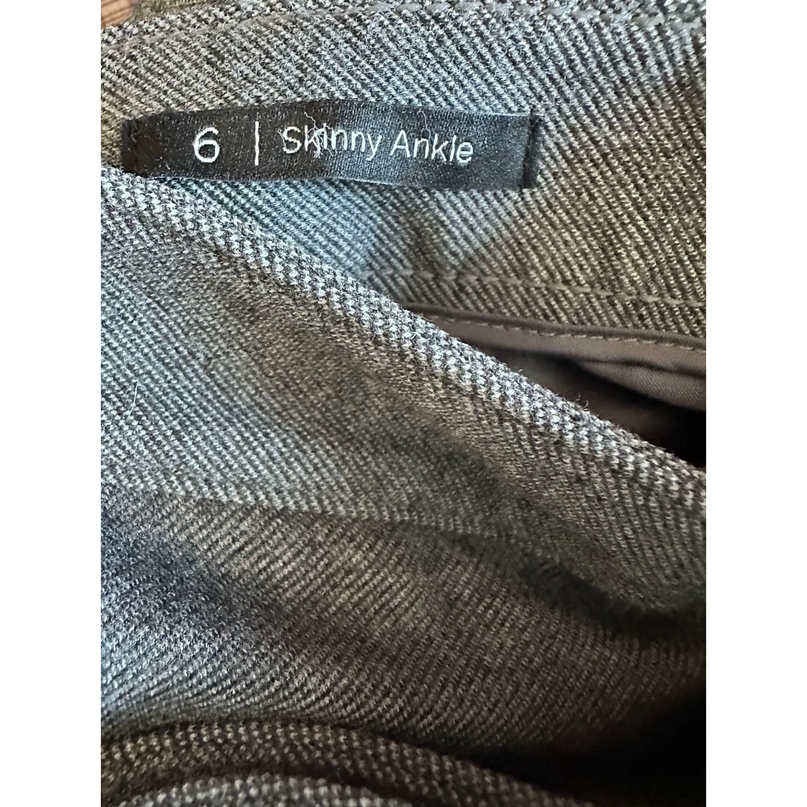 Talbots Skinny Ankle Pants Sz 6 Gray Large Trousers Stretch Quiet Luxury Office - Image 4