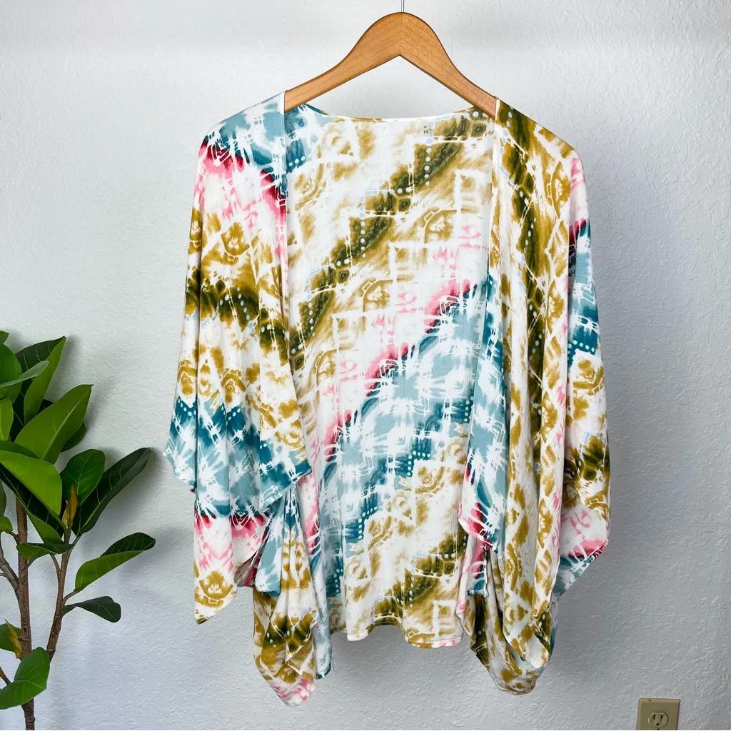 -`♡´- Free! Style Rack Tie Dye Multicolor Aztec Kimono Size S - Image 3