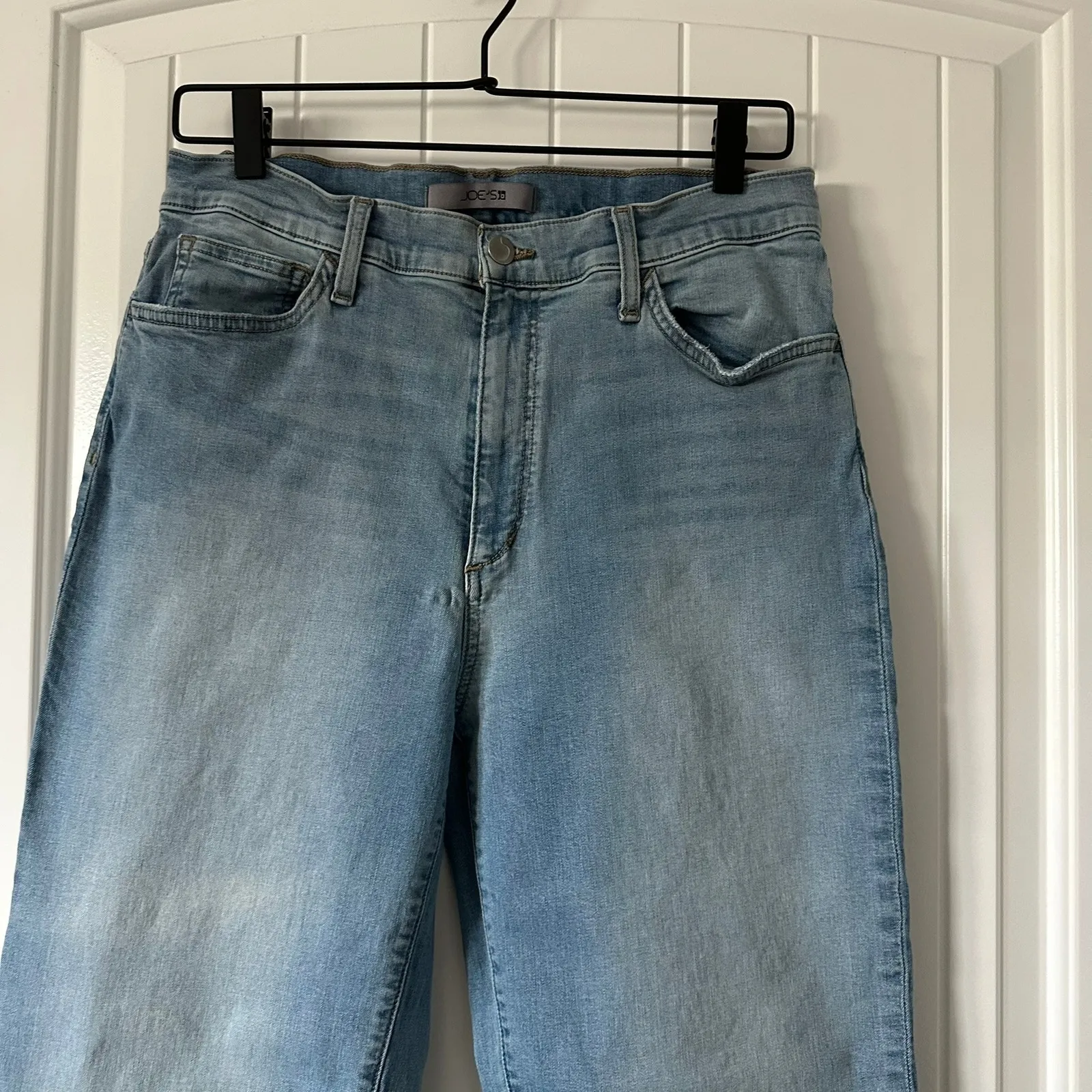 Joe's Jeans High‎ Rise Wide Leg Raw Hem Light Wash Denim Size 31 - Image 2