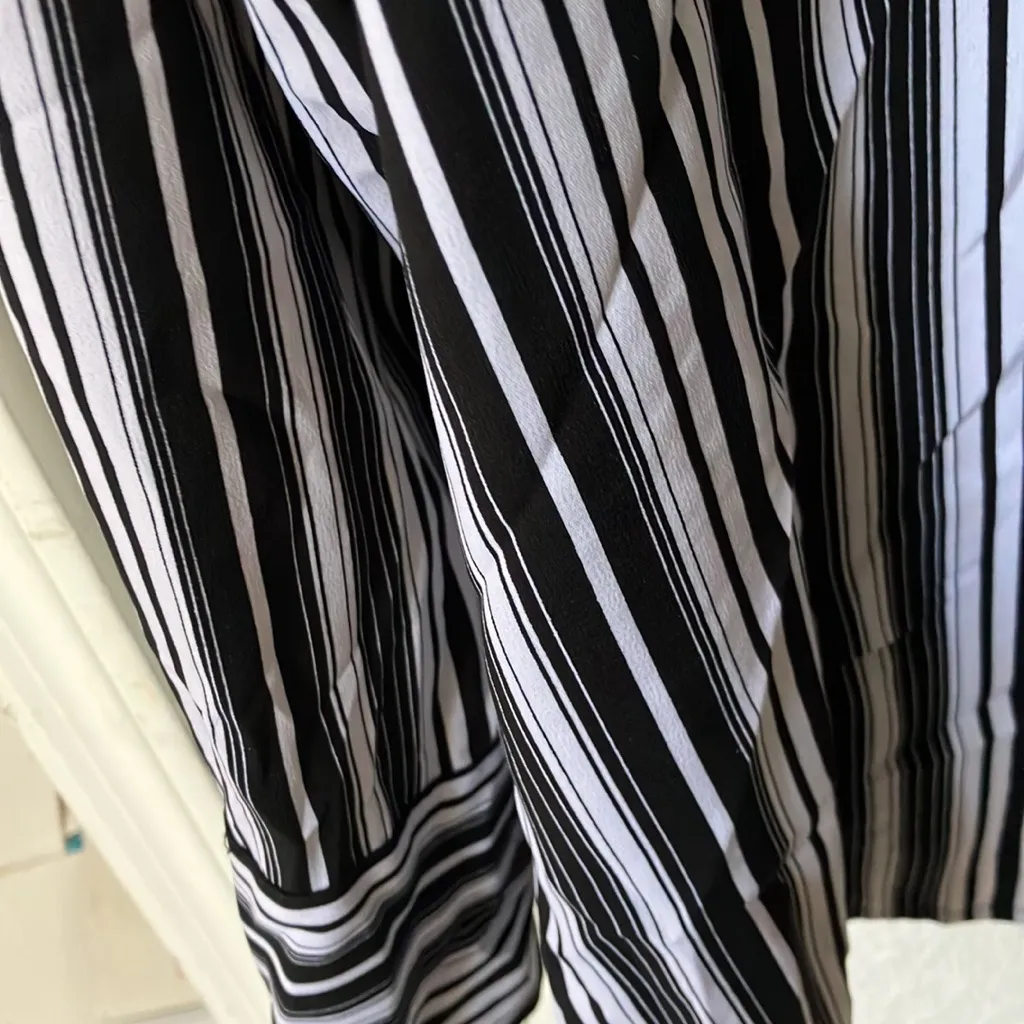 FINAL MARKDOWN Worthington blouse 1X - Image 2