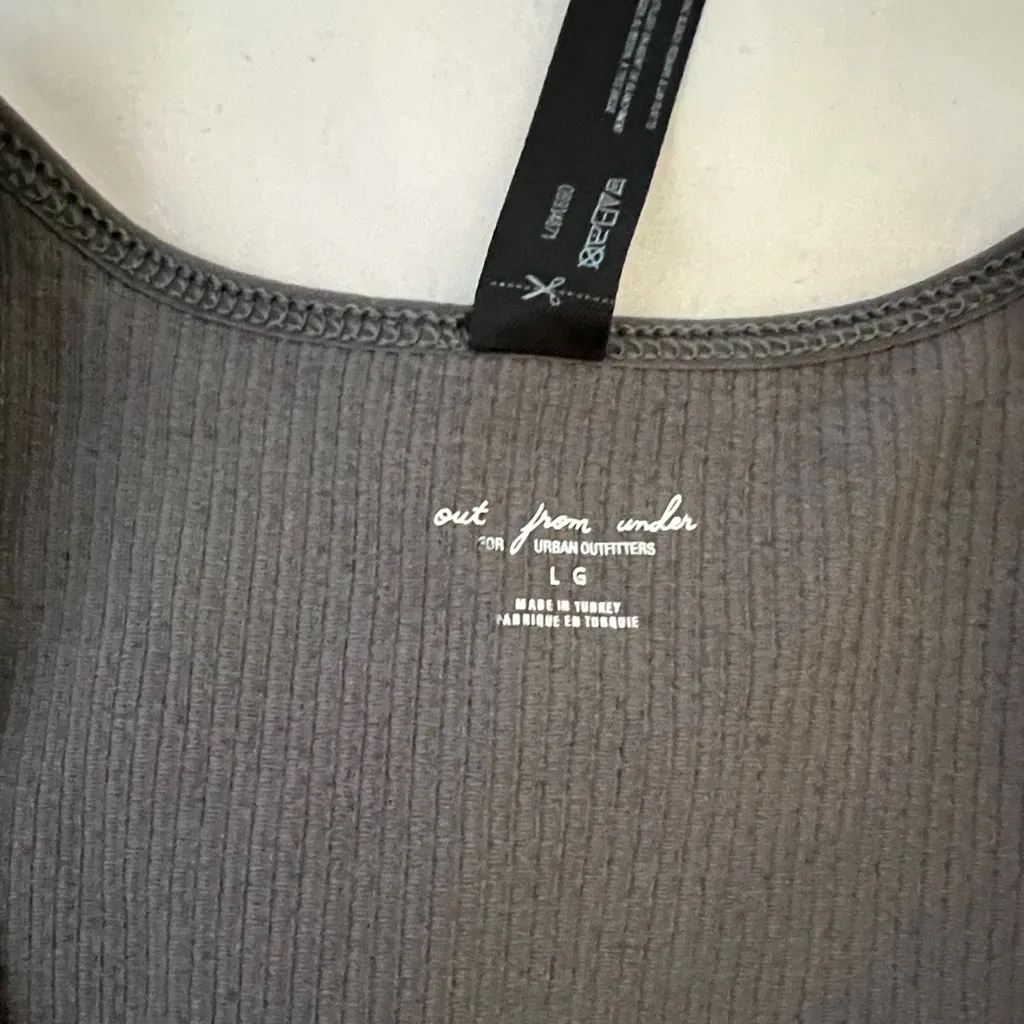 Urban Outfitters Out From Under Haley Ribbed Plunge Cropped Tank Size Large - Image 3