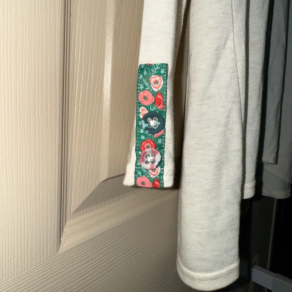 Long Sleeve Cream Top - Image 4