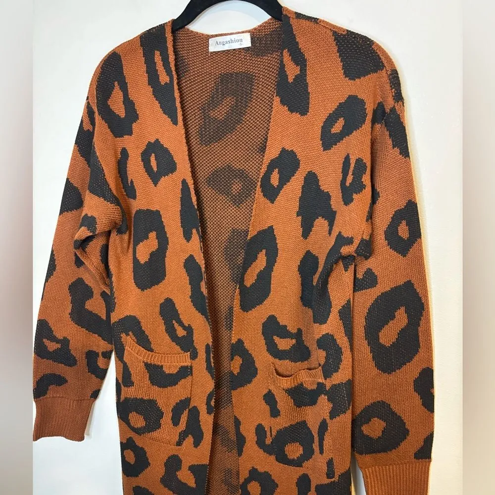 Angashion Brown and Black Animal Print Cardigan Size Small - Image 3