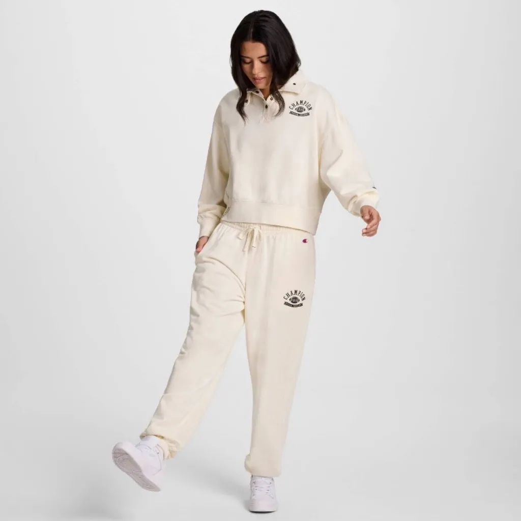 Champion Women's Off-White Hoodie - Image 5