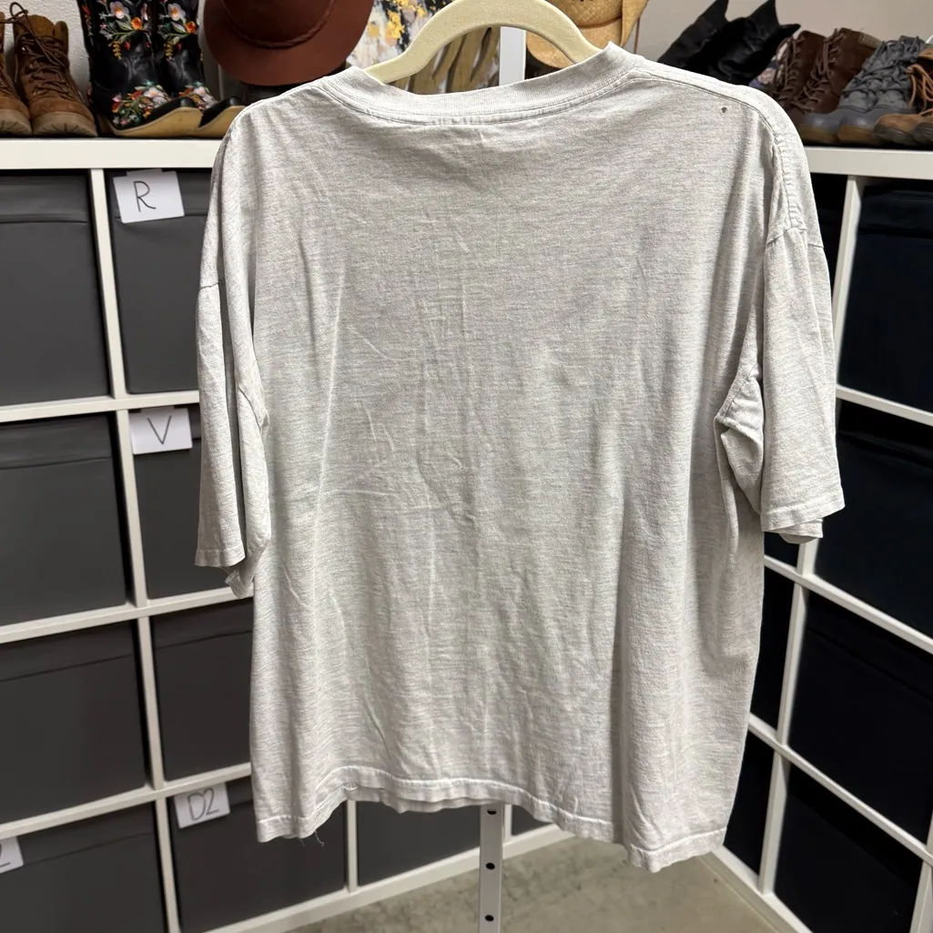 L.A. Sport Vintage 90s Floral Grannycore Graphic T - Image 2