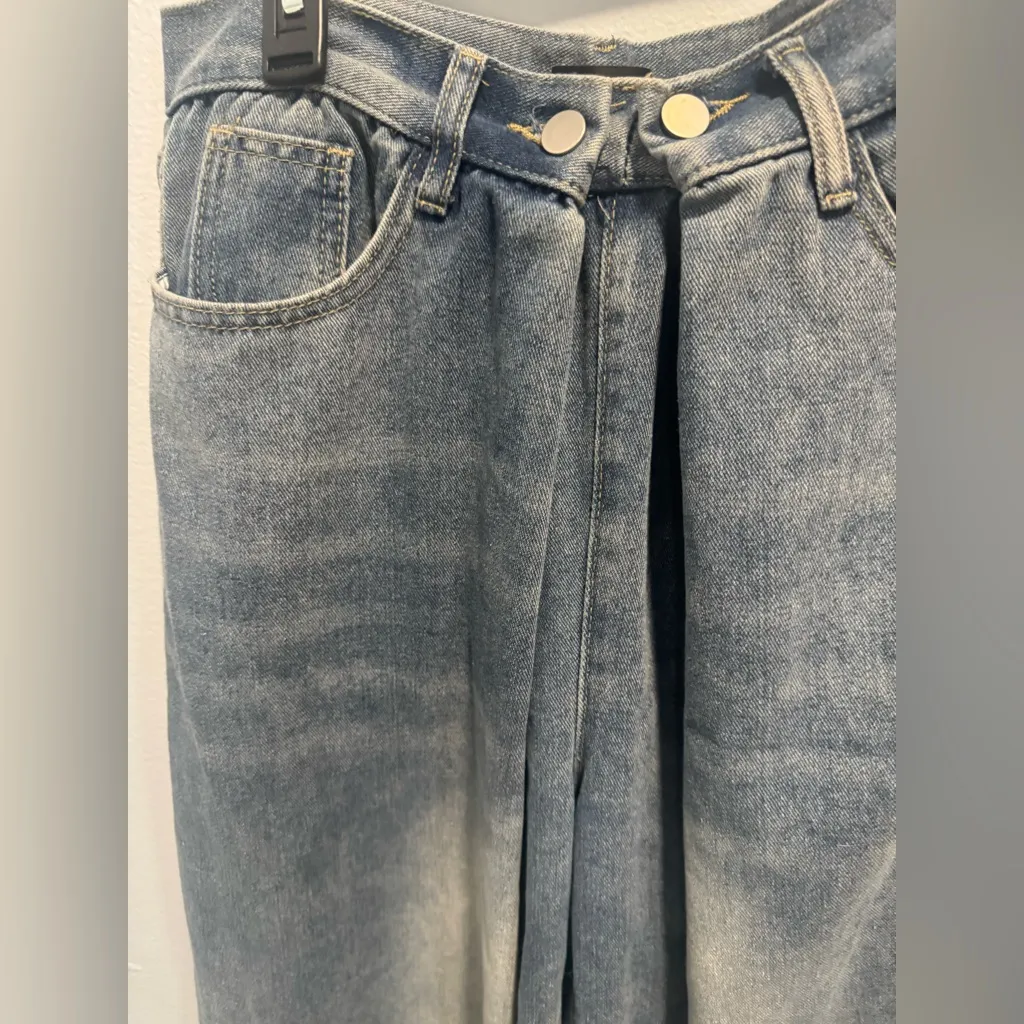 Micas Wide-Leg Denim Jeans - Image 3