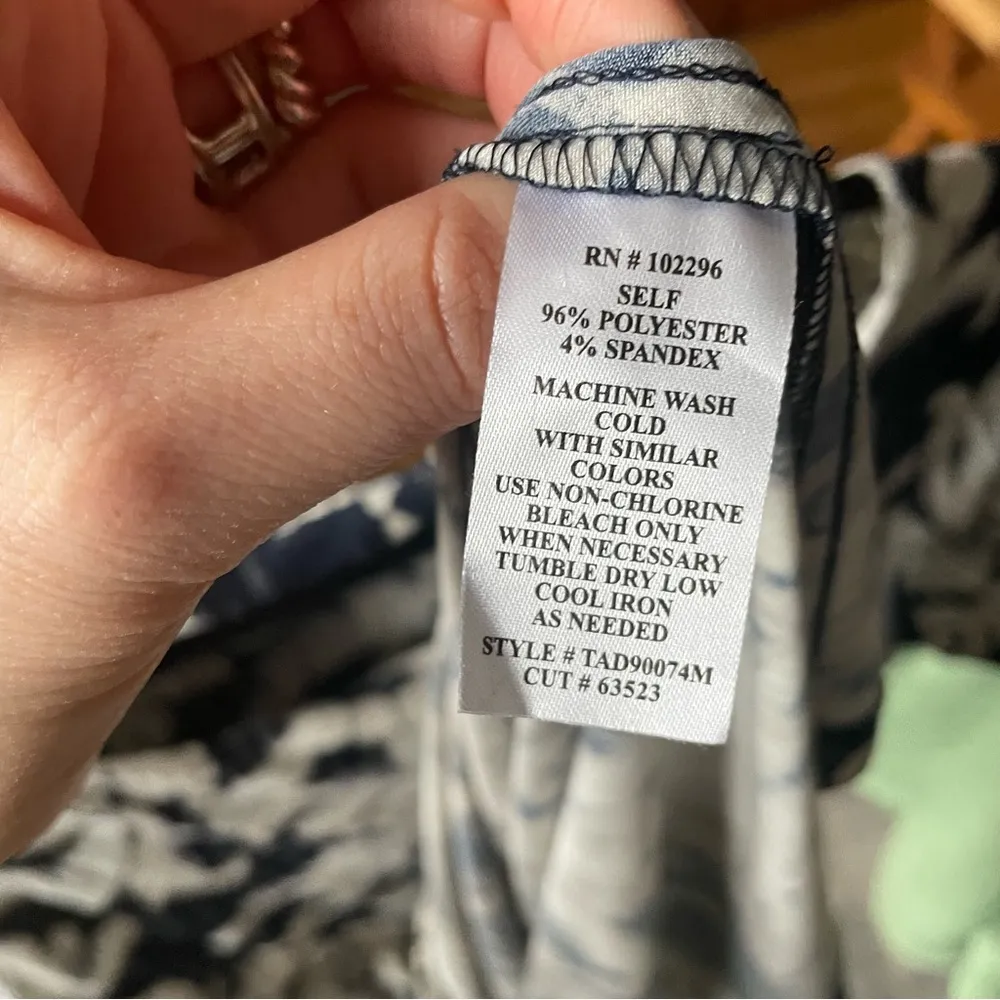 Connected Apparel Black and White Sheath Dress 3/4 Sleeve Crew Neck - Image 7