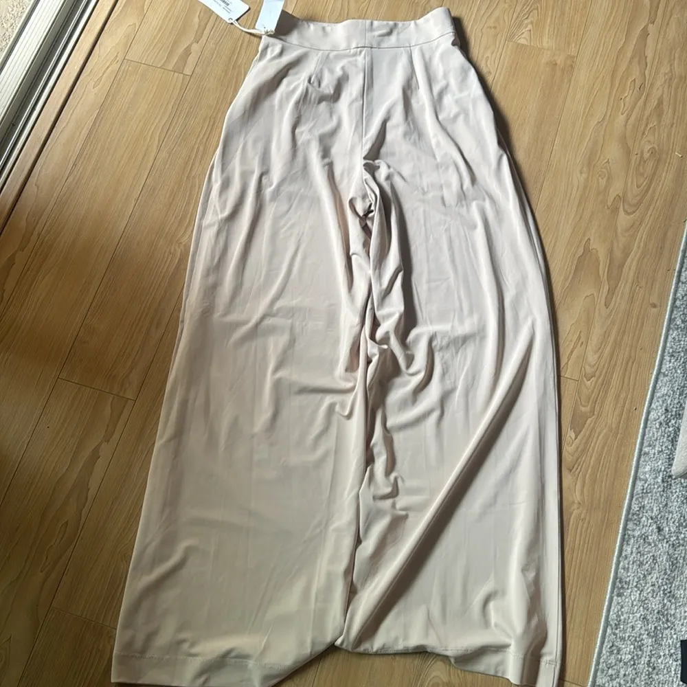 Wide leg pleated pant - Image 5