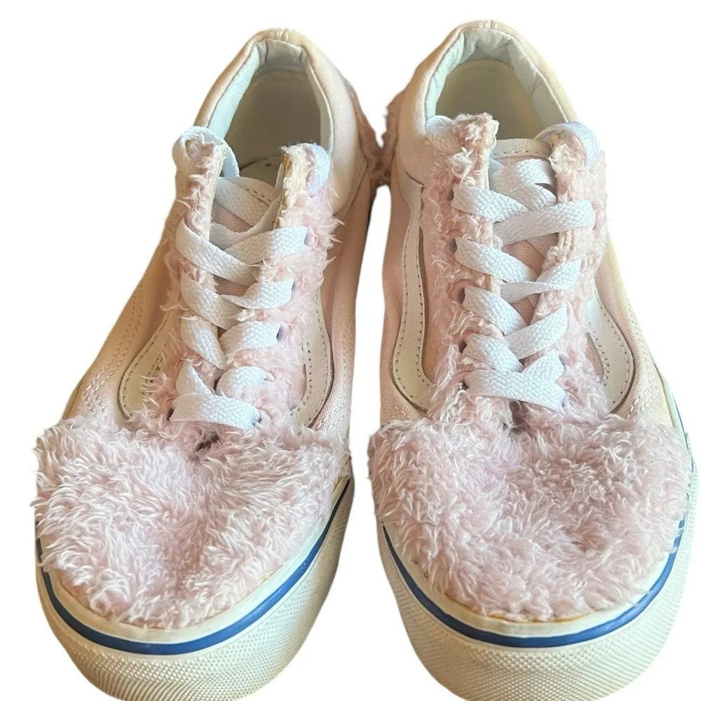 VANS OLD SKOOL Skate Shoes W Sz7 Baby Pink White Shearling Sneakers in box EUC - Image 3