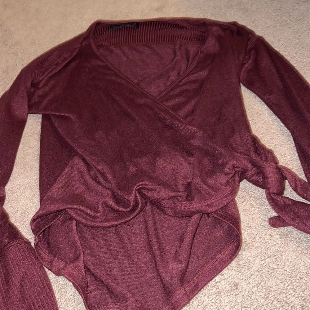 Abercrombie faux wrap sweater small - Image 4