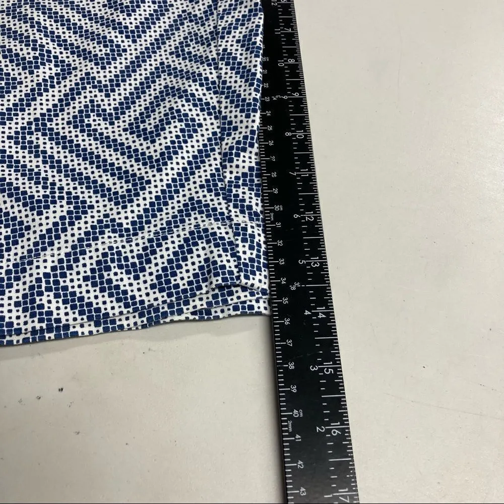 TOMMY BAHAMA Women’s Geometric Capris Size 8 Blue & White Cotton & Spandex blend - Image 4