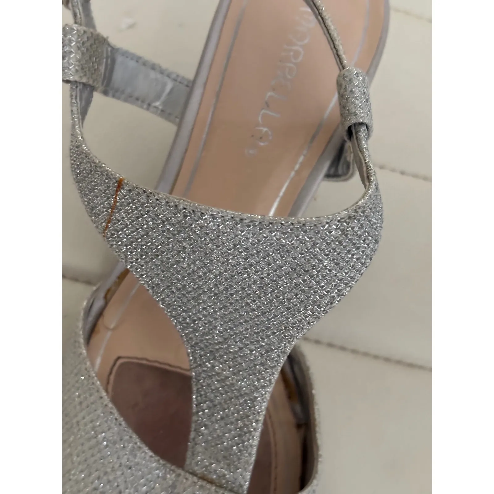 Marbella Silver Glitter T Strap Heels Dress Shoes Women Size 6M - Image 10