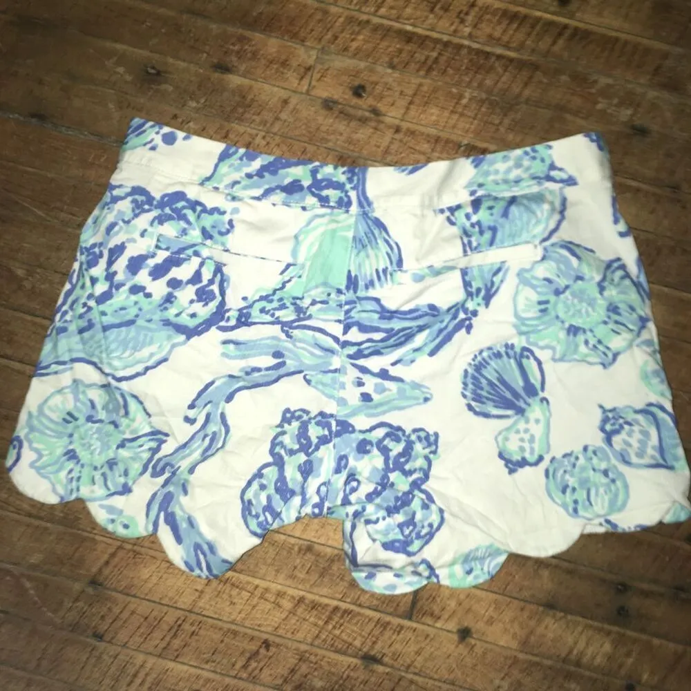 Lilly Pulitzer scalloped blue shell Buttercup size 4 shorts - Image 2
