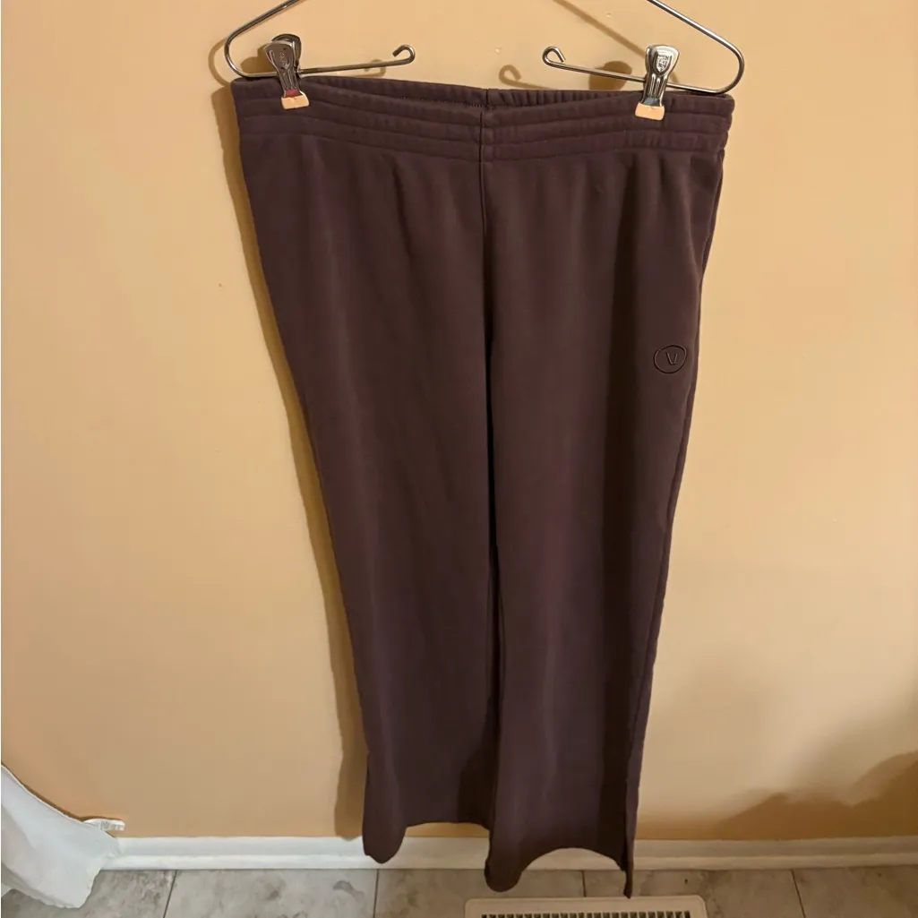 Vuori Wide Leg Sweatpants in Chestnut - Image 3